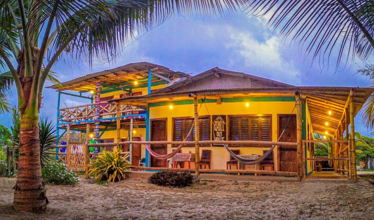 Montanita Chill Out House Hostel Exterior photo
