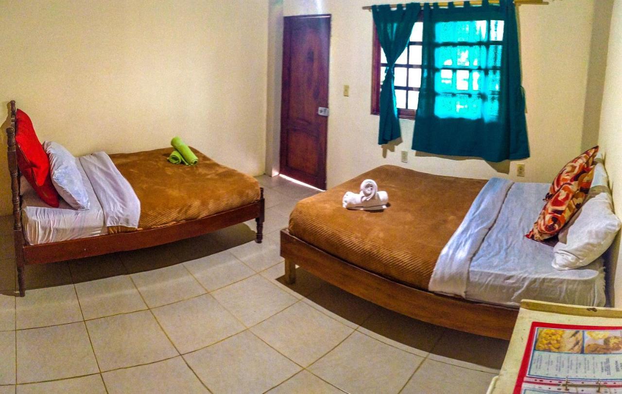 Montanita Chill Out House Hostel Room photo